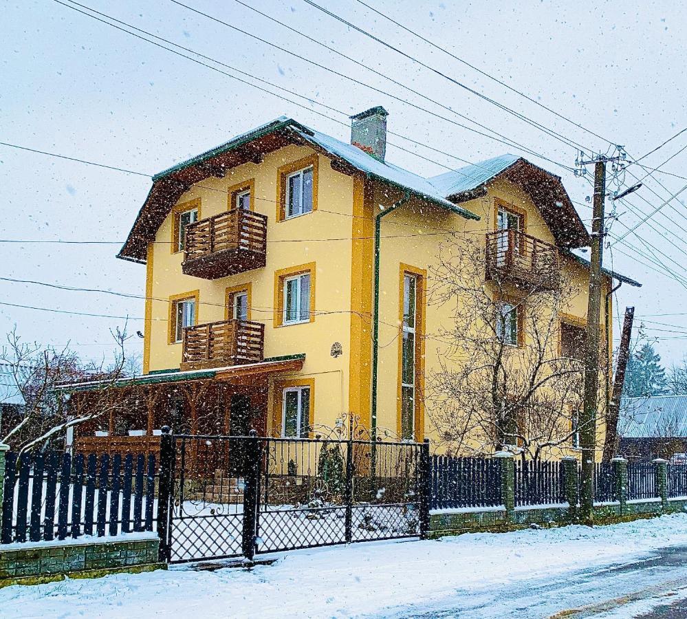 Ніч Над Карпатами Hotel Slavske Exterior photo
