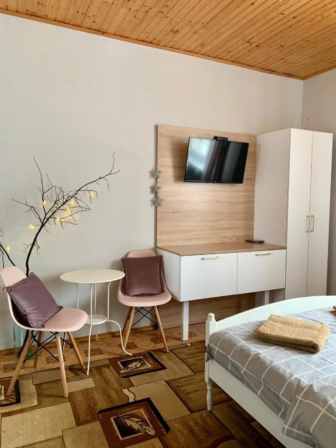 Ніч Над Карпатами Hotel Slavske Exterior photo